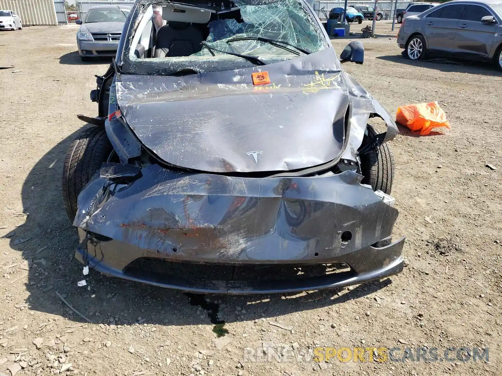 9 Photograph of a damaged car 5YJYGDEE9MF217631 TESLA MODEL Y 2021