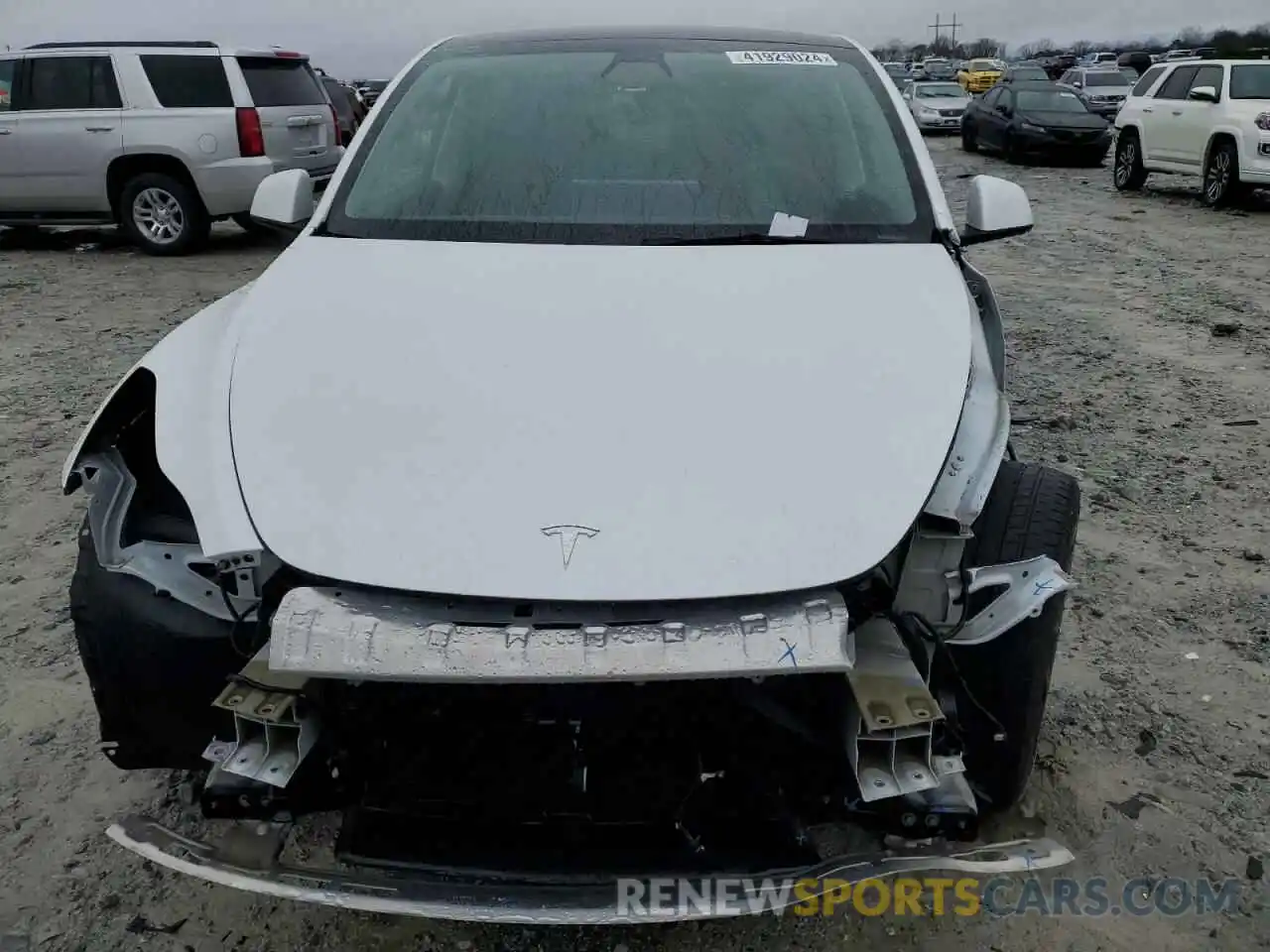 5 Photograph of a damaged car 5YJYGDEE9MF232260 TESLA MODEL Y 2021