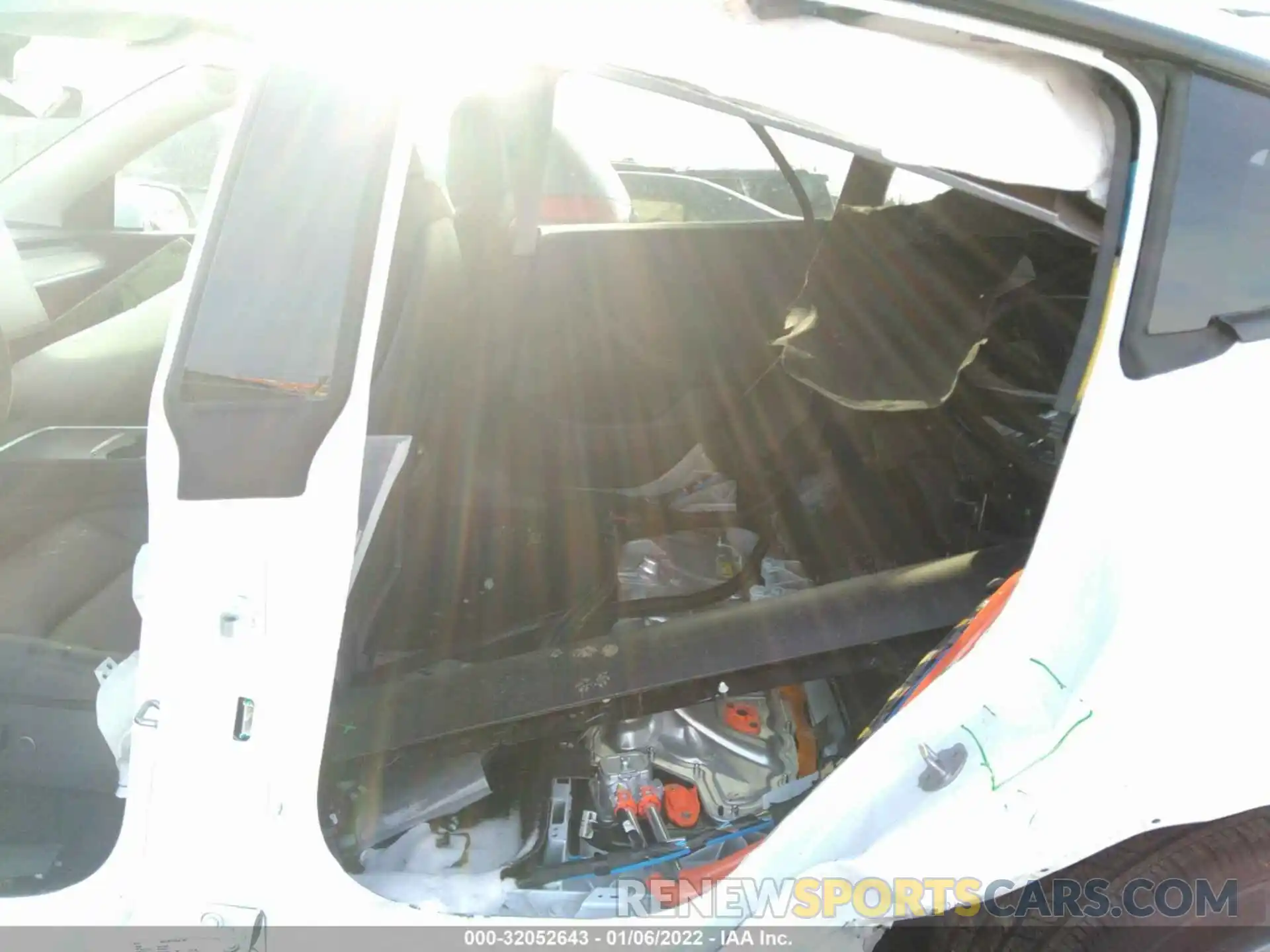 8 Photograph of a damaged car 5YJYGDEE9MF243985 TESLA MODEL Y 2021