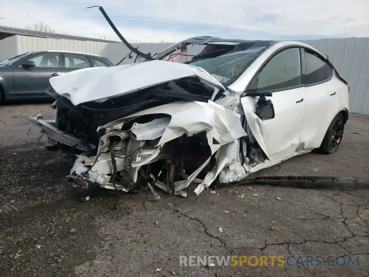 2 Photograph of a damaged car 5YJYGDEE9MF257482 TESLA MODEL Y 2021