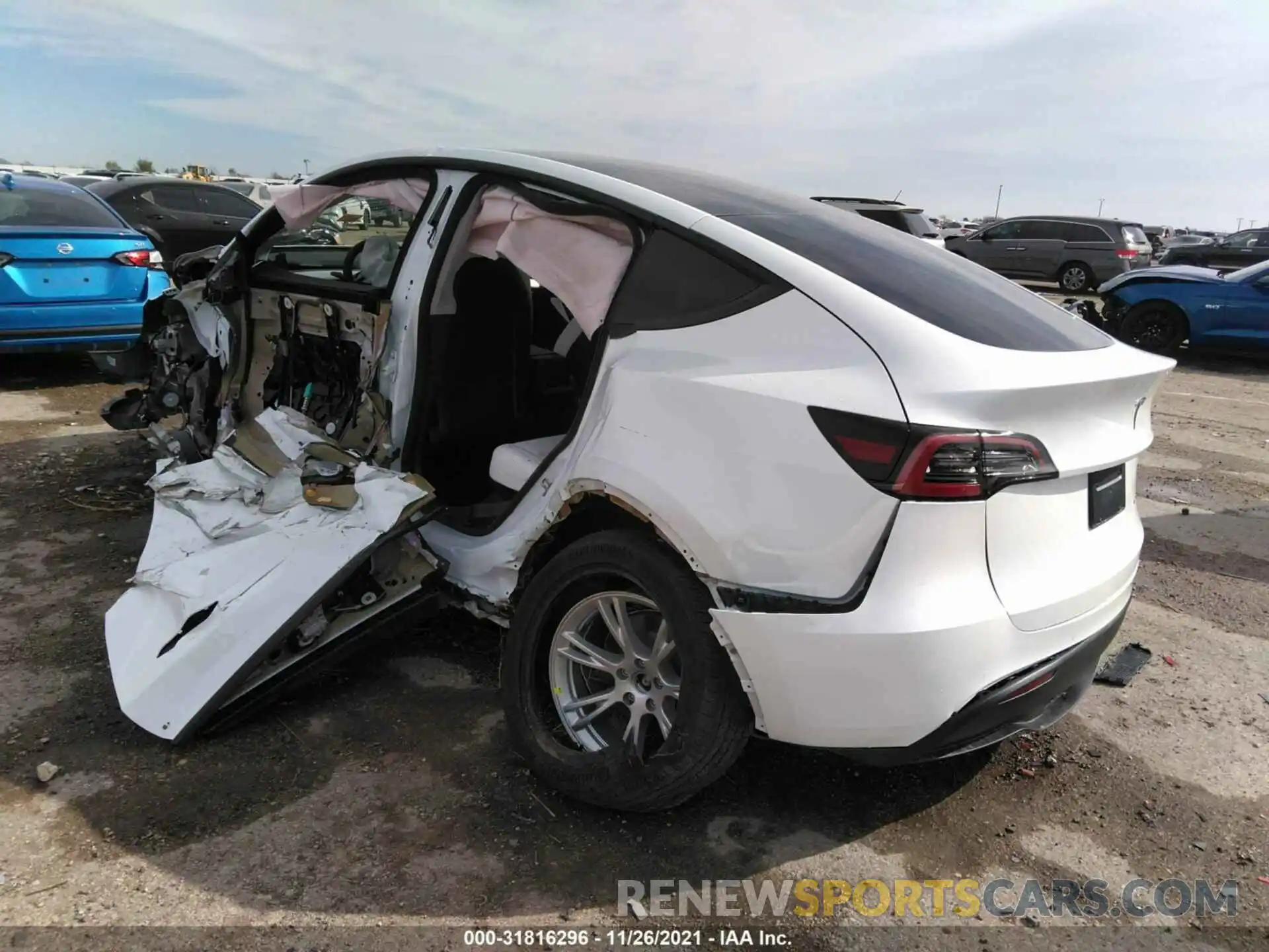 3 Photograph of a damaged car 5YJYGDEE9MF302792 TESLA MODEL Y 2021