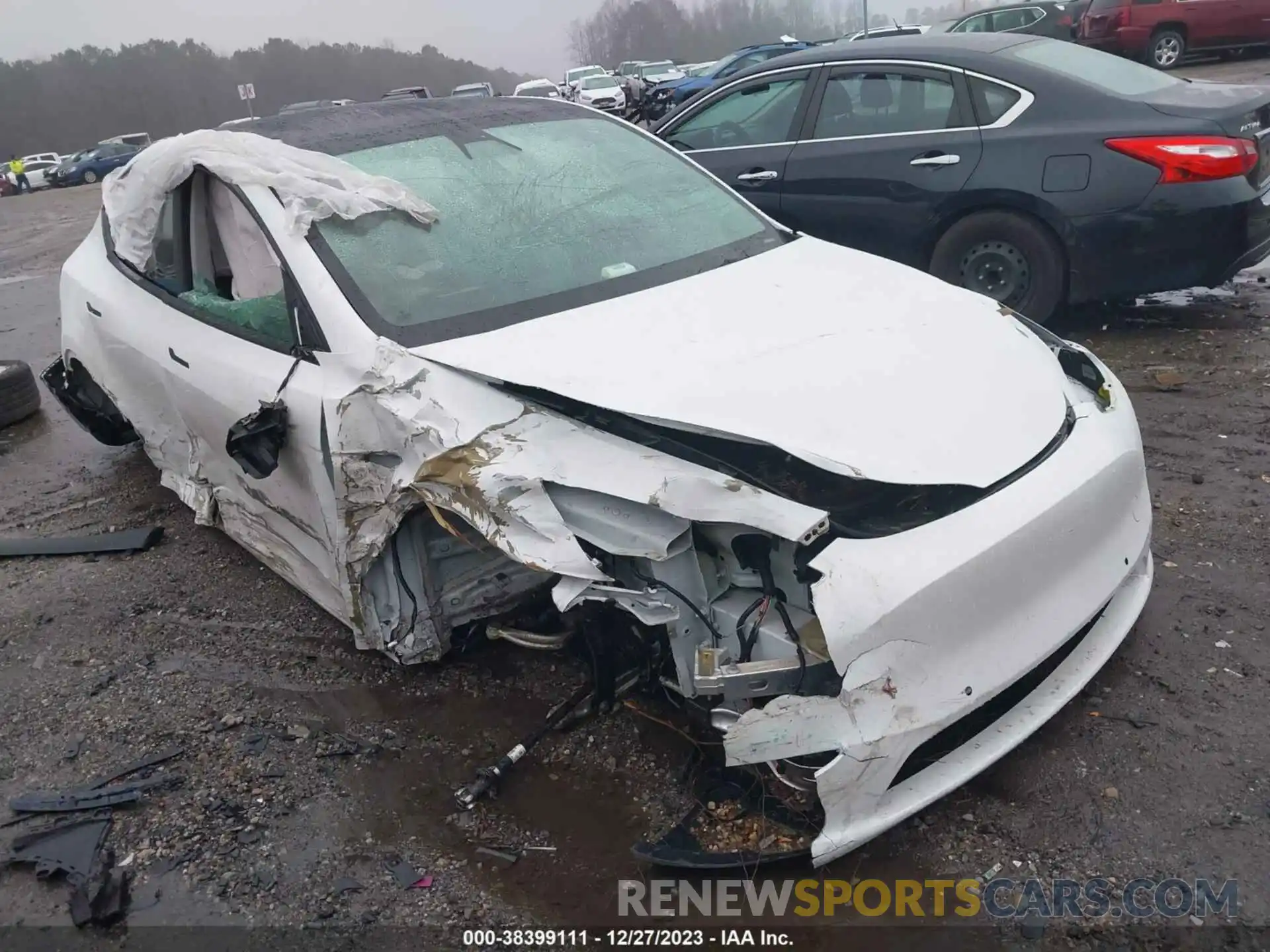 1 Photograph of a damaged car 5YJYGDEEOMF118986 TESLA MODEL Y 2021