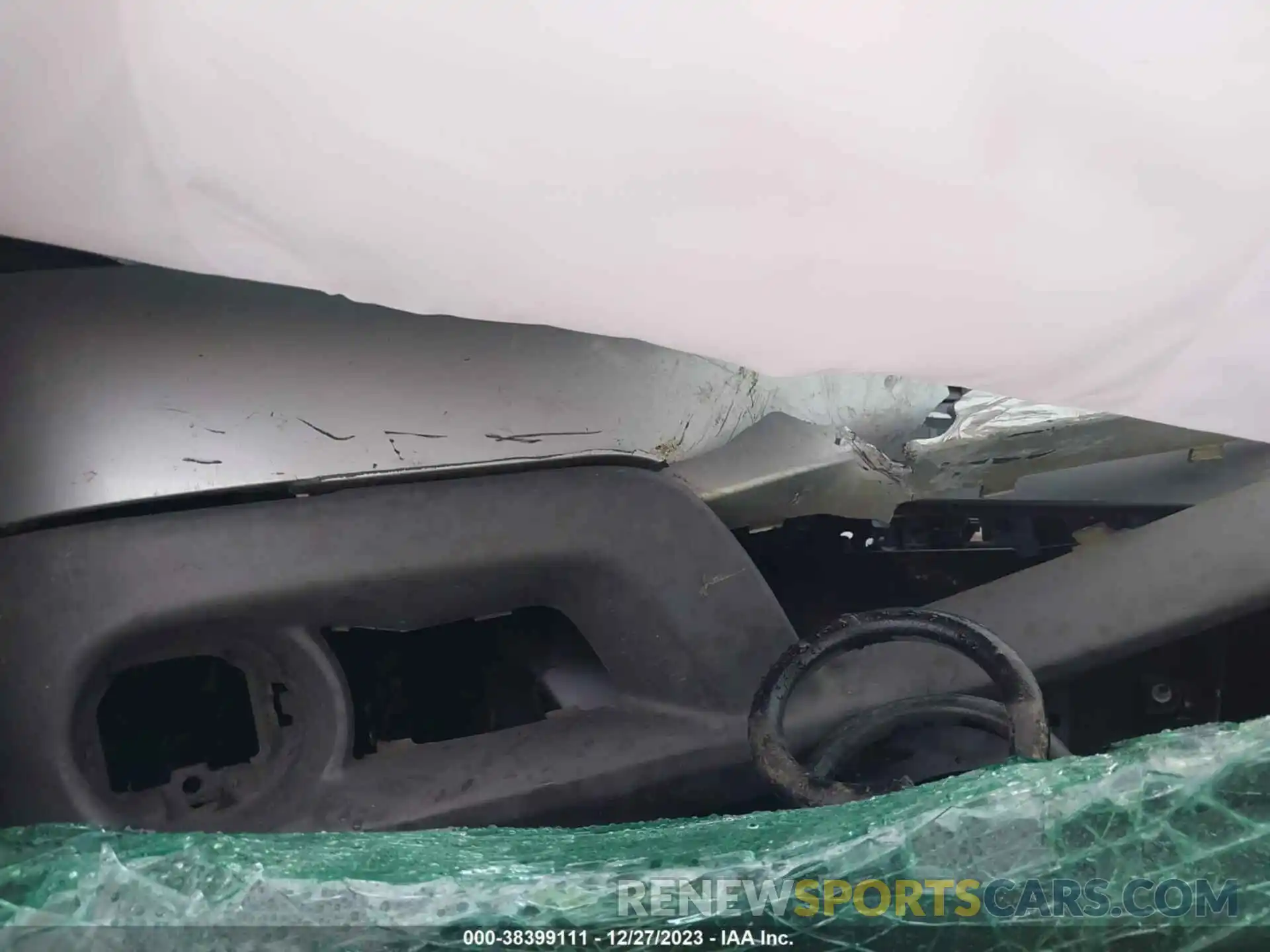 5 Photograph of a damaged car 5YJYGDEEOMF118986 TESLA MODEL Y 2021