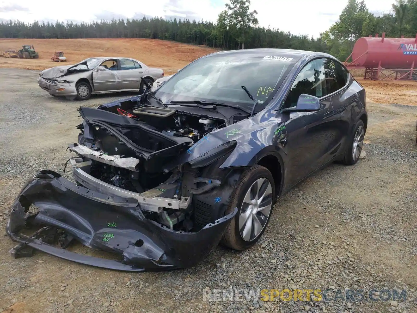 2 Photograph of a damaged car 5YJYGDEEXMF062328 TESLA MODEL Y 2021