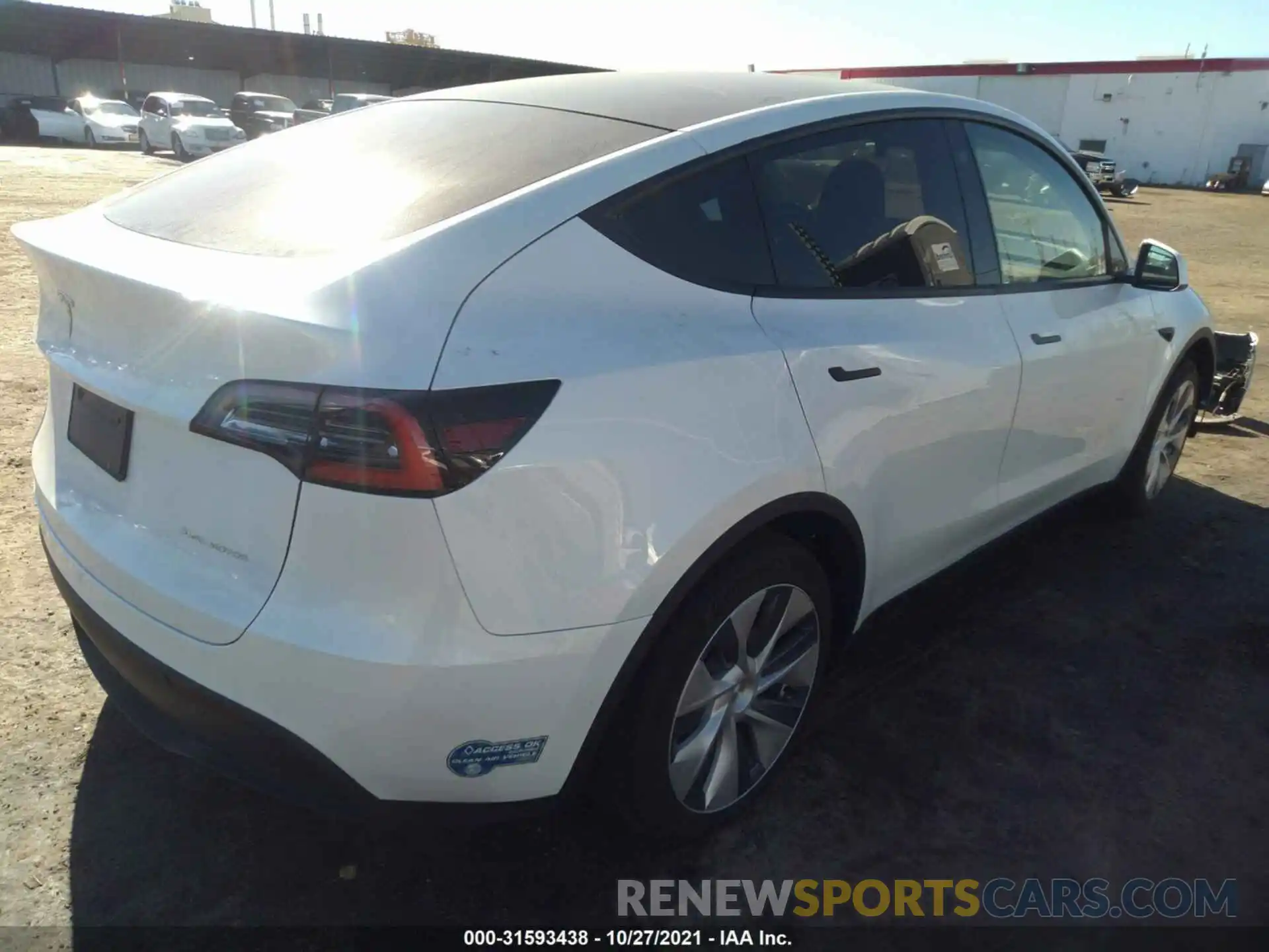 4 Photograph of a damaged car 5YJYGDEEXMF066153 TESLA MODEL Y 2021