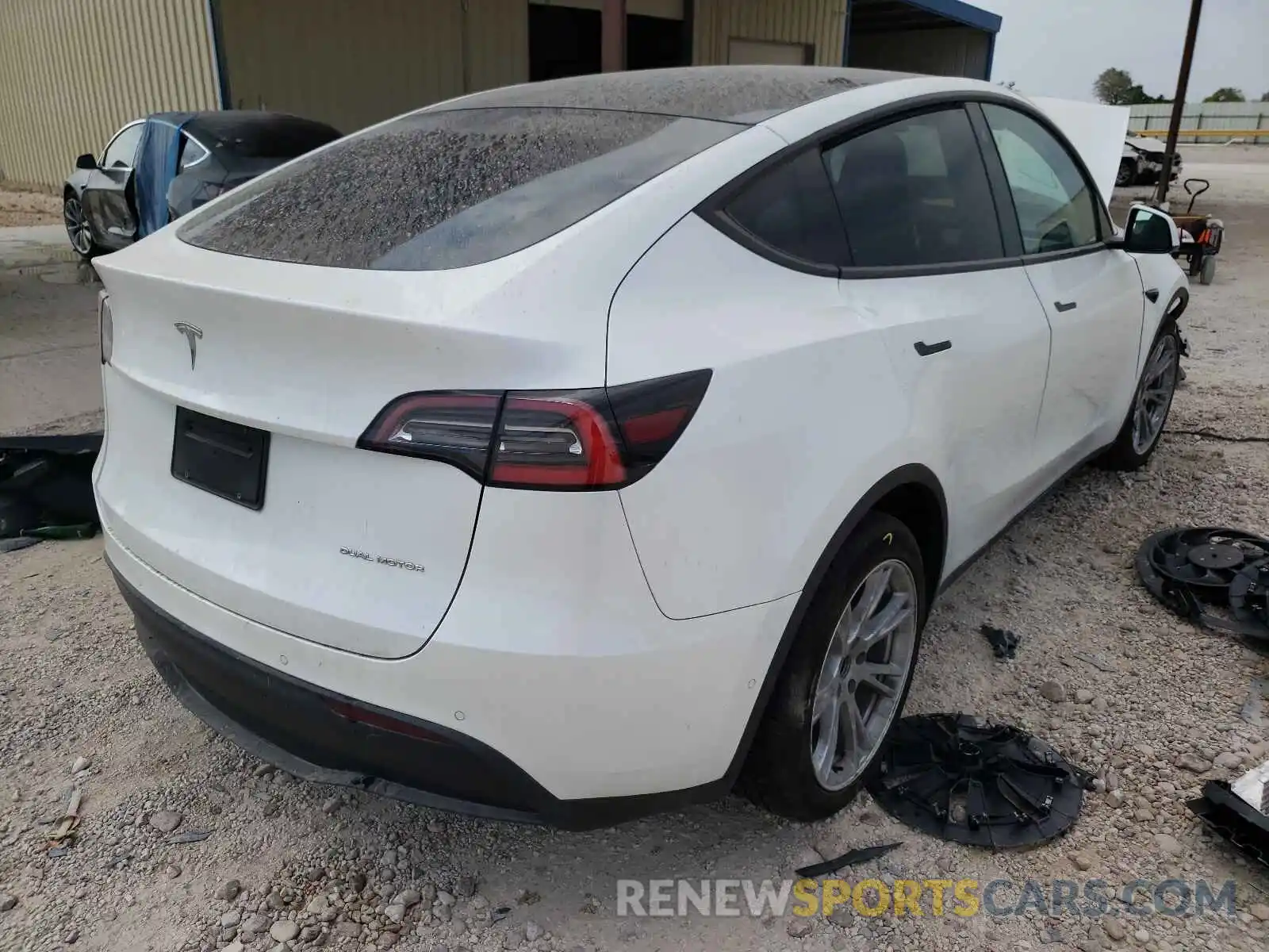 4 Photograph of a damaged car 5YJYGDEEXMF066458 TESLA MODEL Y 2021