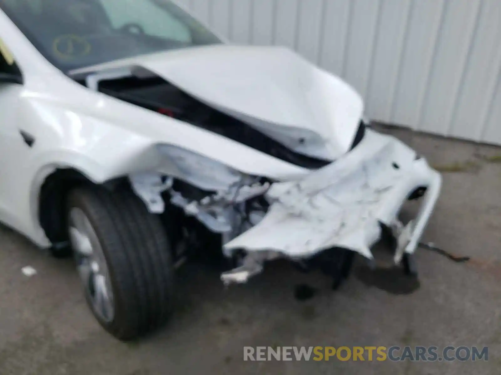 9 Photograph of a damaged car 5YJYGDEEXMF069585 TESLA MODEL Y 2021