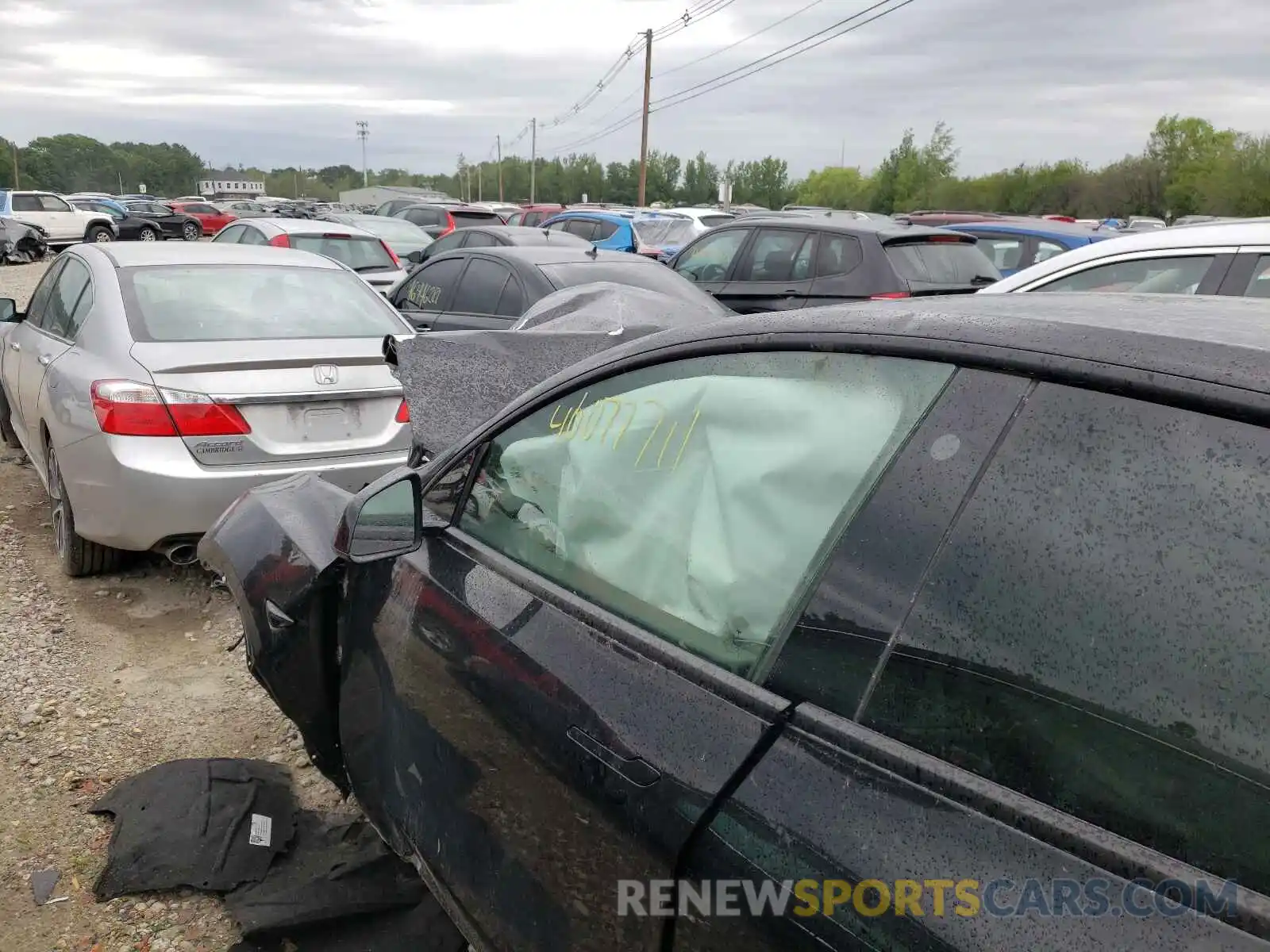 8 Photograph of a damaged car 5YJYGDEEXMF070798 TESLA MODEL Y 2021