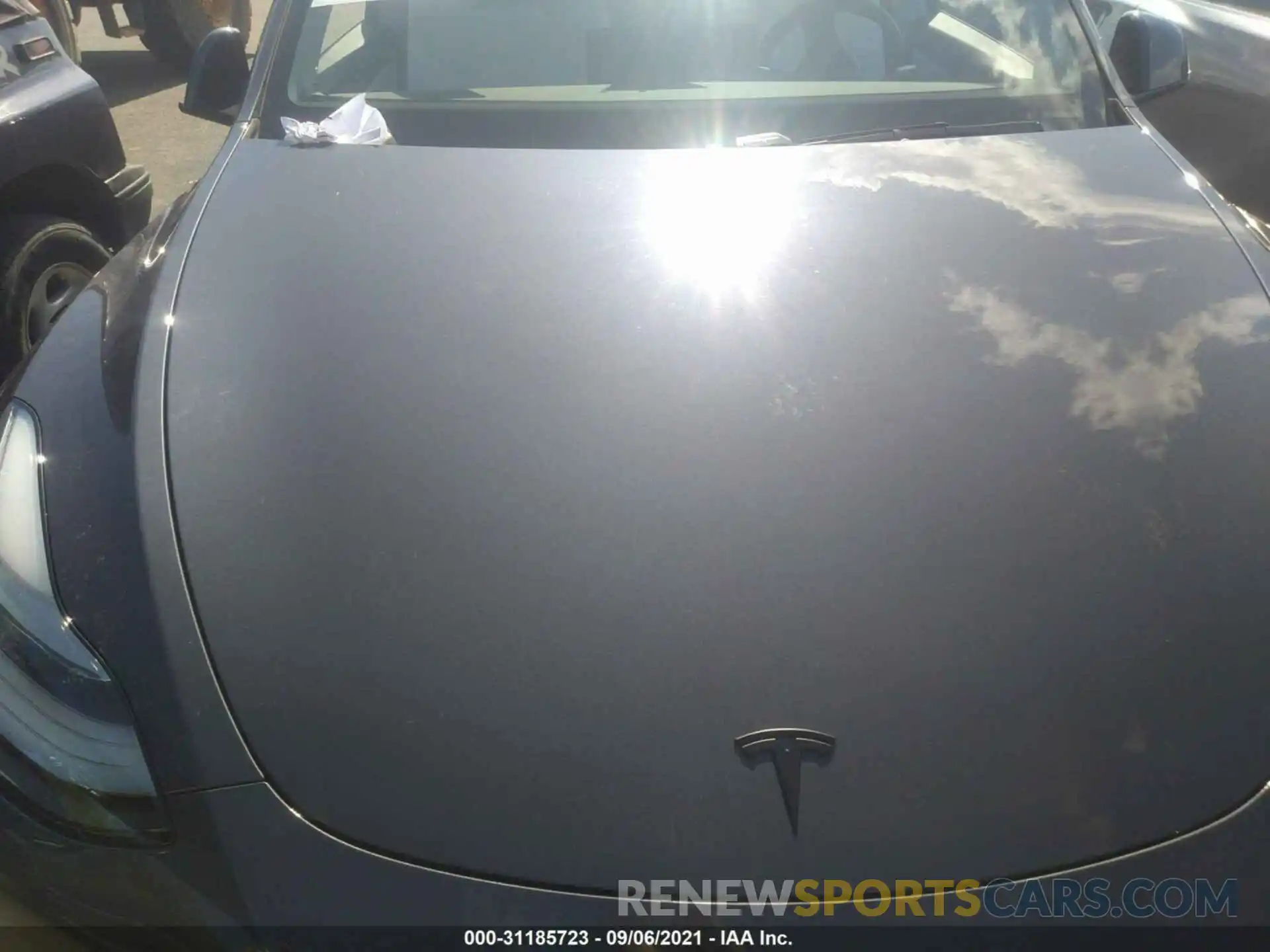 10 Photograph of a damaged car 5YJYGDEEXMF075211 TESLA MODEL Y 2021