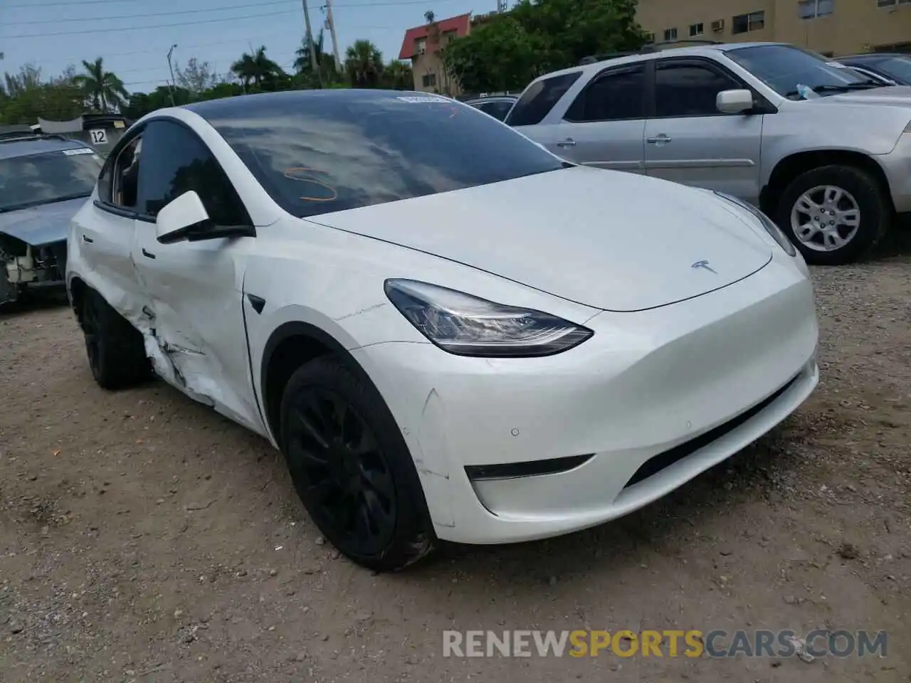 1 Photograph of a damaged car 5YJYGDEEXMF081039 TESLA MODEL Y 2021