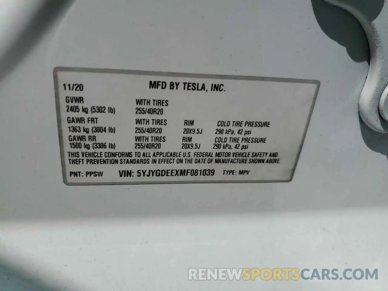 10 Photograph of a damaged car 5YJYGDEEXMF081039 TESLA MODEL Y 2021