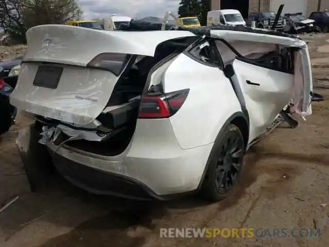 4 Photograph of a damaged car 5YJYGDEEXMF082983 TESLA MODEL Y 2021