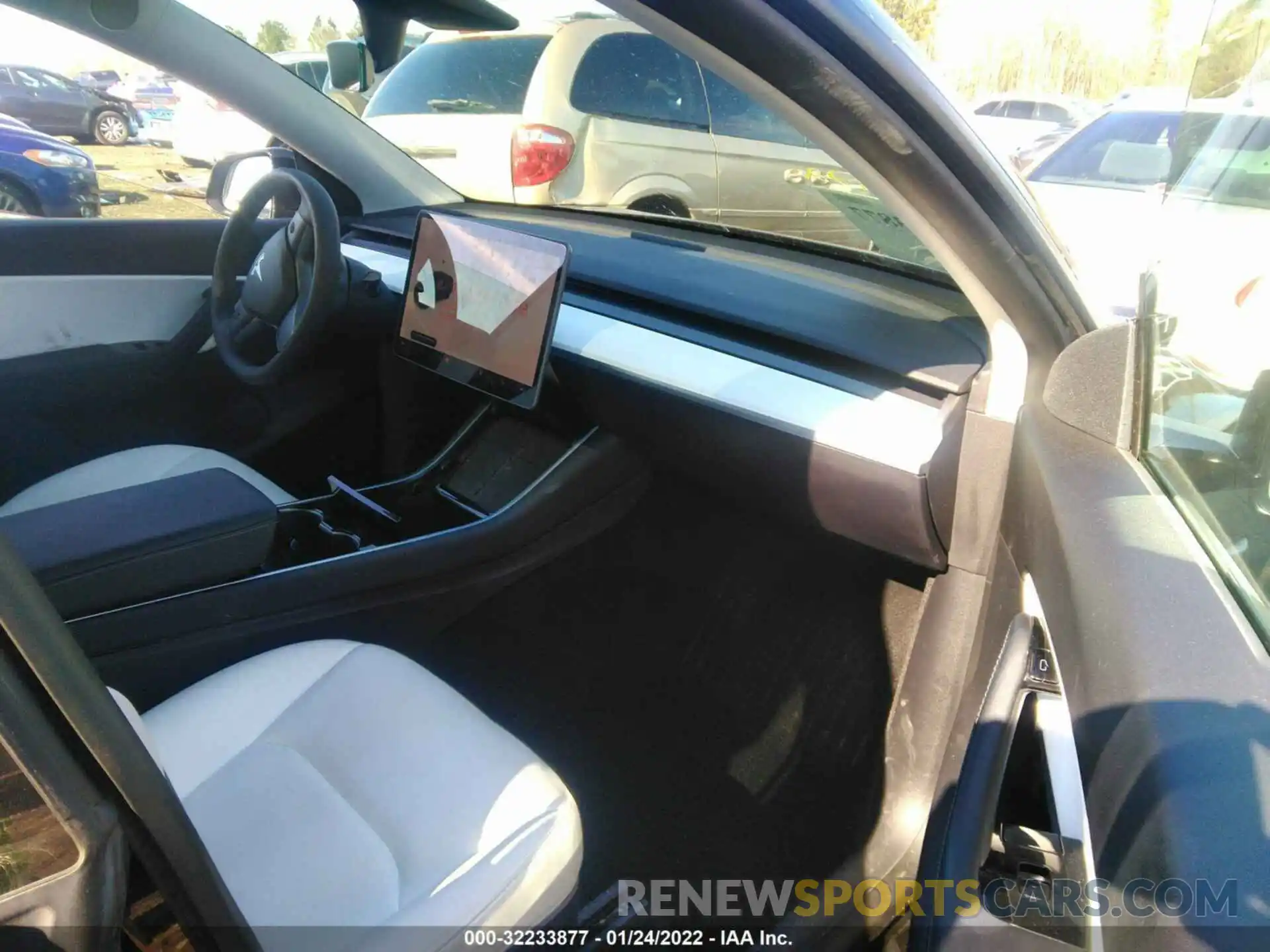 5 Photograph of a damaged car 5YJYGDEEXMF083339 TESLA MODEL Y 2021