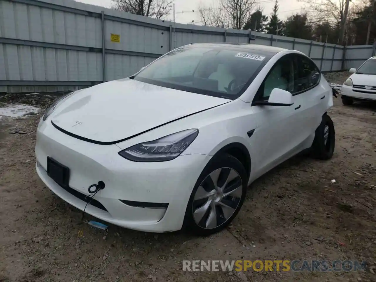 2 Photograph of a damaged car 5YJYGDEEXMF084989 TESLA MODEL Y 2021