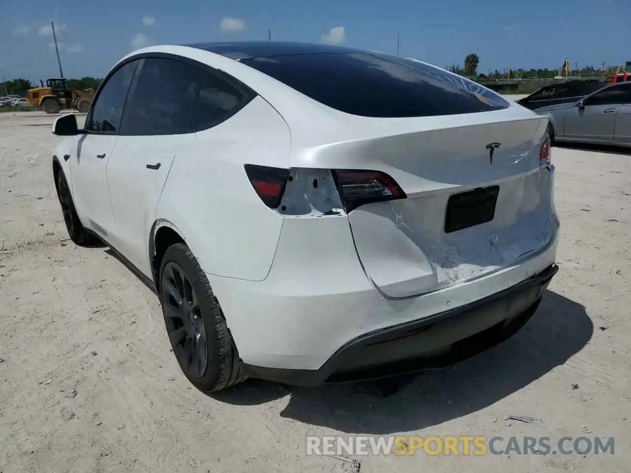 3 Photograph of a damaged car 5YJYGDEEXMF086967 TESLA MODEL Y 2021