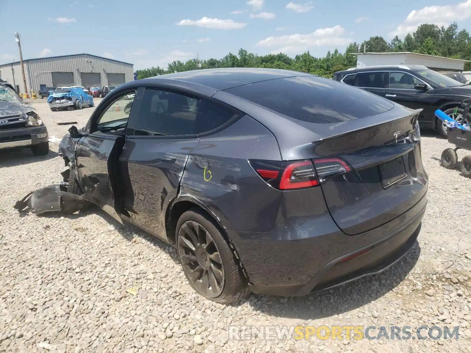 3 Photograph of a damaged car 5YJYGDEEXMF091120 TESLA MODEL Y 2021