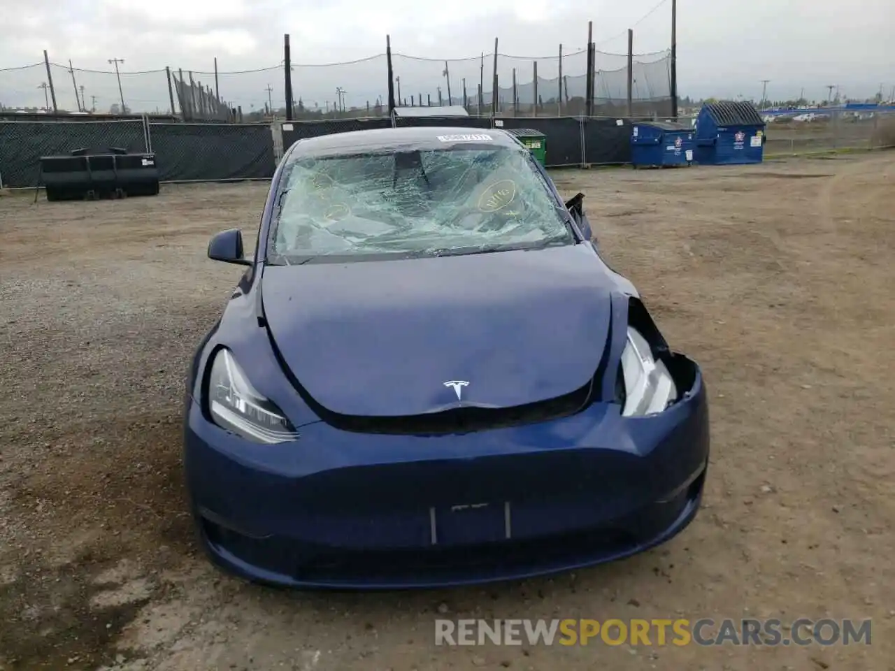 10 Photograph of a damaged car 5YJYGDEEXMF095944 TESLA MODEL Y 2021