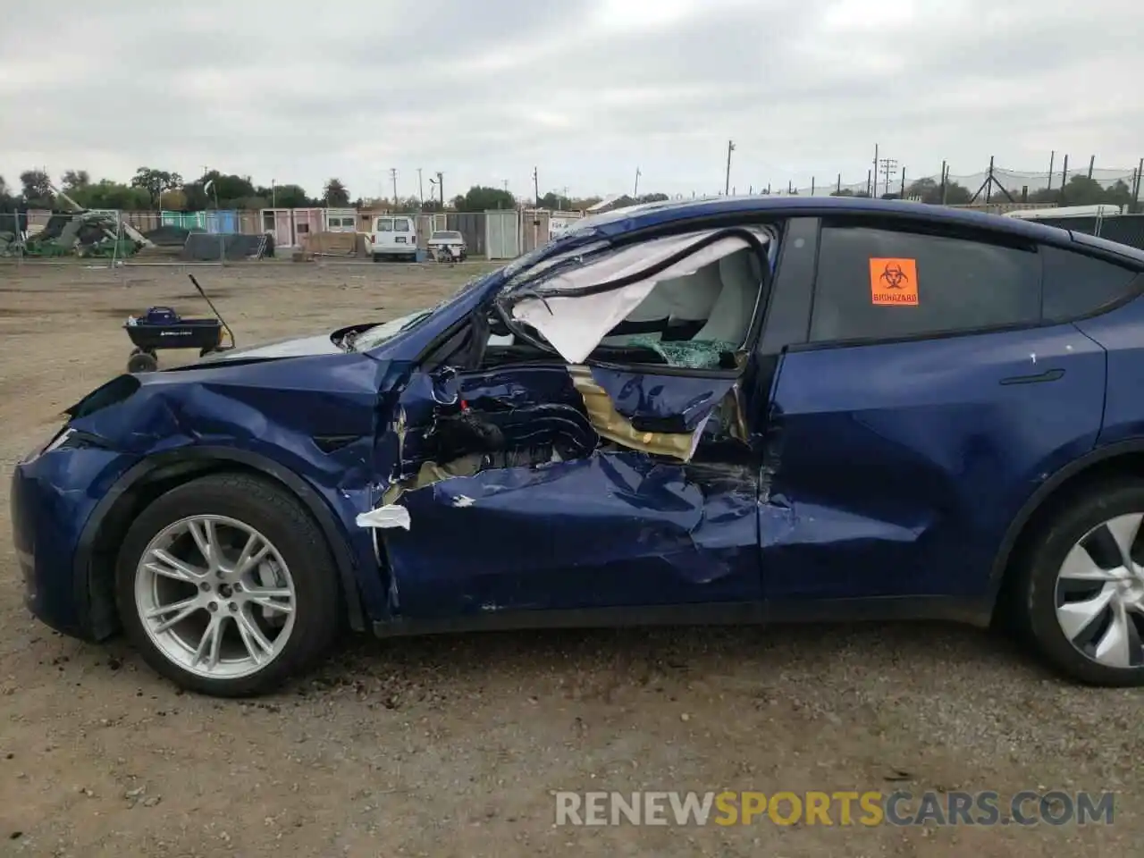 9 Photograph of a damaged car 5YJYGDEEXMF095944 TESLA MODEL Y 2021