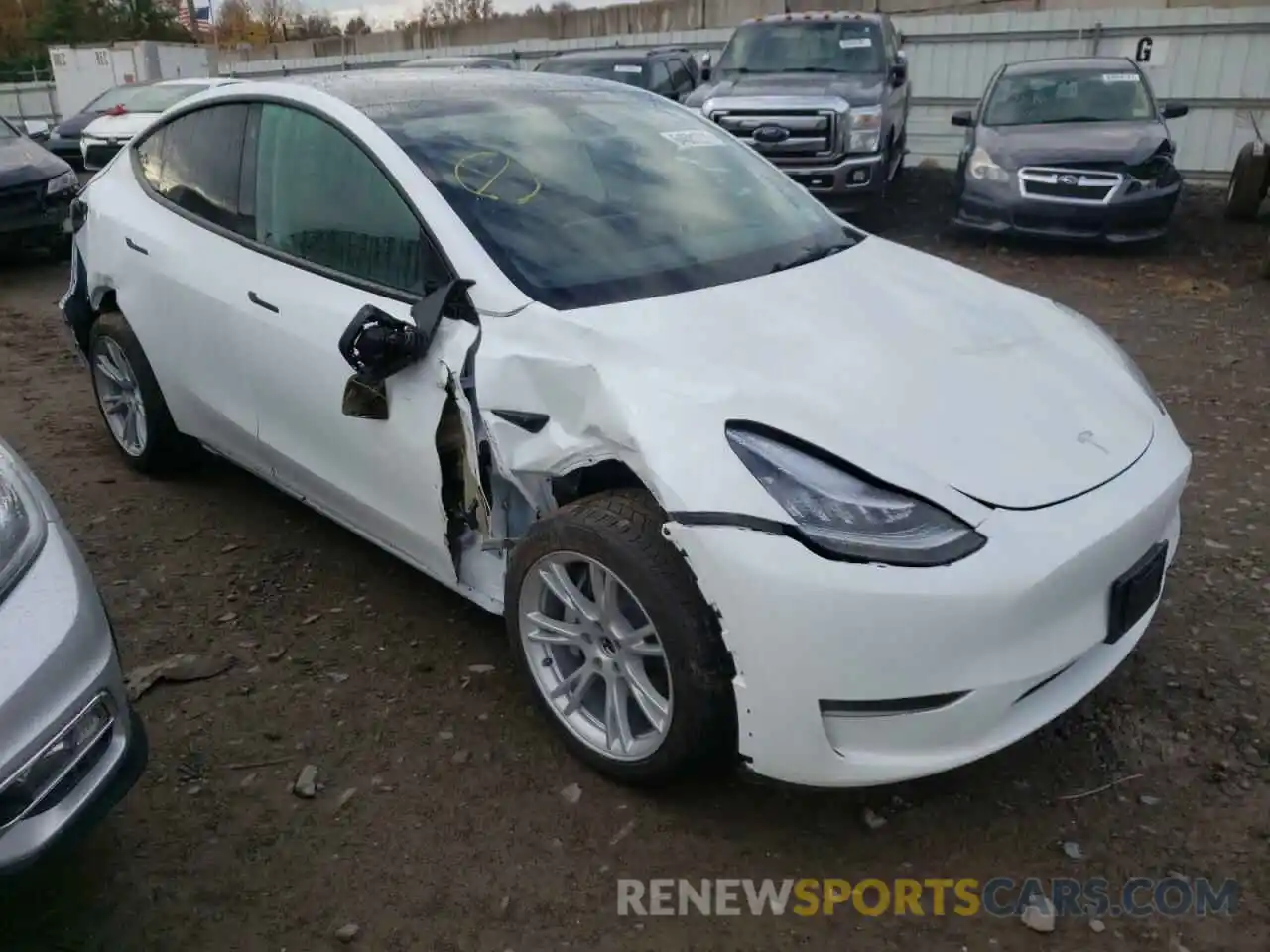 1 Photograph of a damaged car 5YJYGDEEXMF099802 TESLA MODEL Y 2021