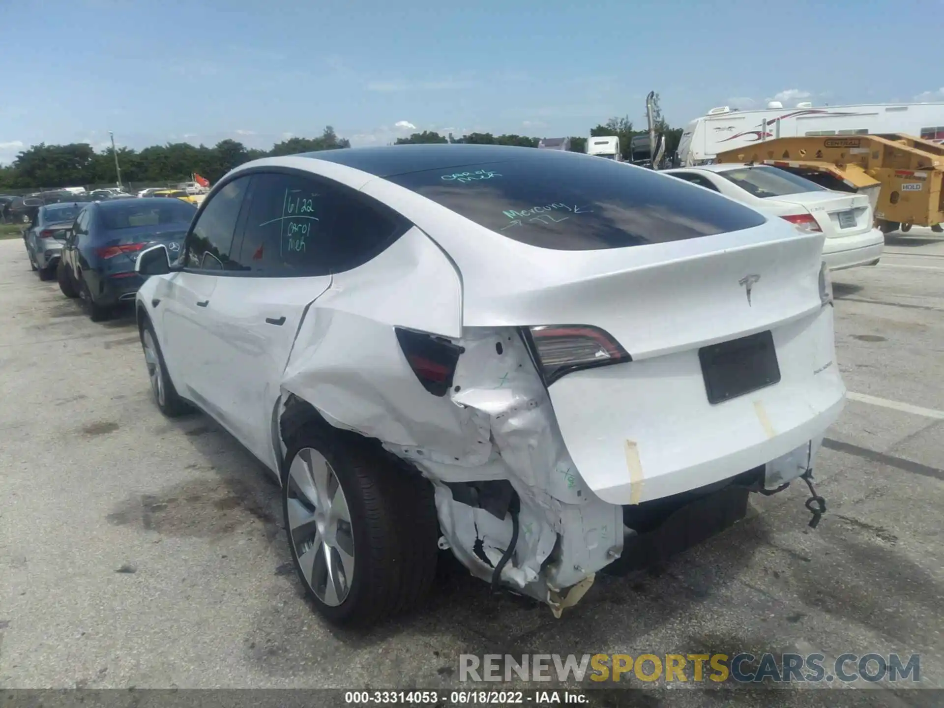 6 Photograph of a damaged car 5YJYGDEEXMF114380 TESLA MODEL Y 2021