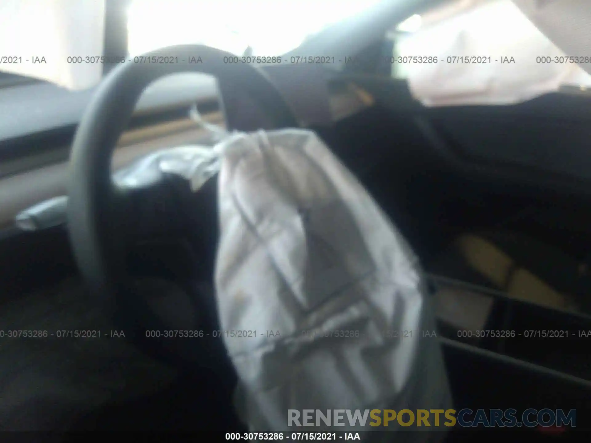 5 Photograph of a damaged car 5YJYGDEEXMF117618 TESLA MODEL Y 2021