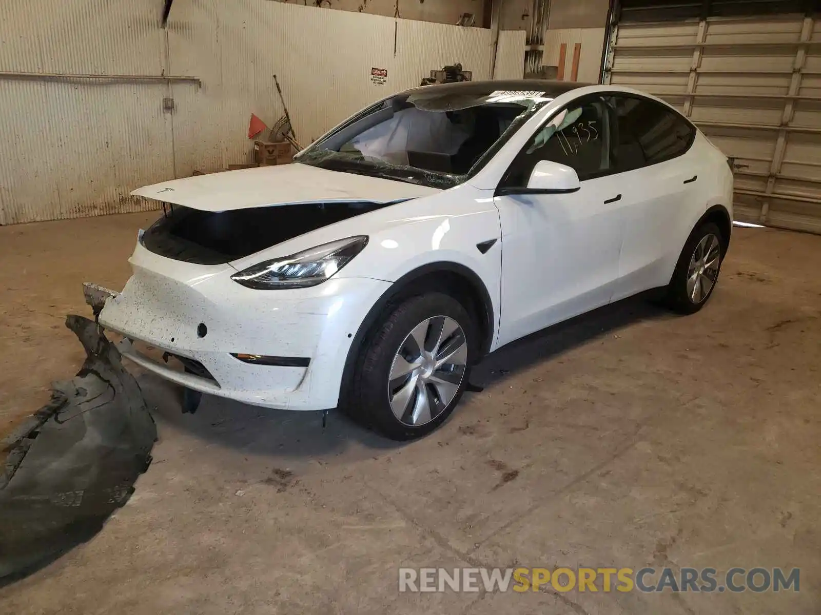 2 Photograph of a damaged car 5YJYGDEEXMF122320 TESLA MODEL Y 2021