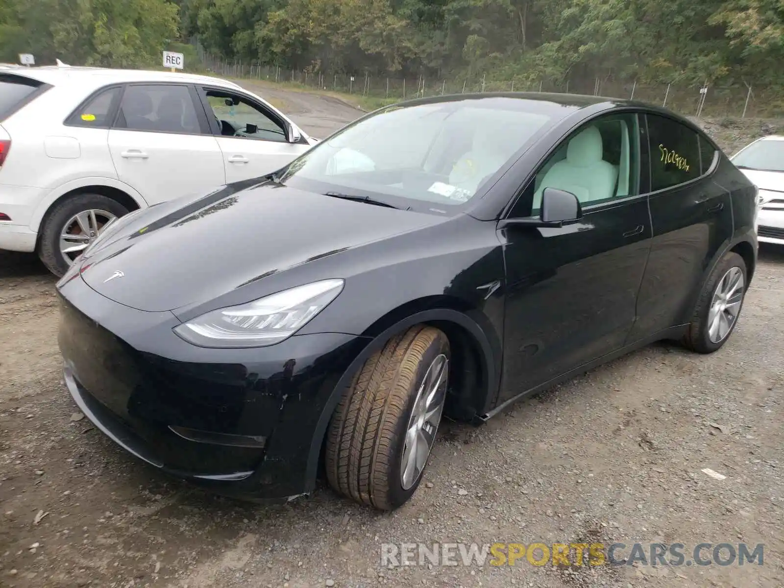 2 Фотография поврежденного автомобиля 5YJYGDEEXMF140333 TESLA MODEL Y 2021