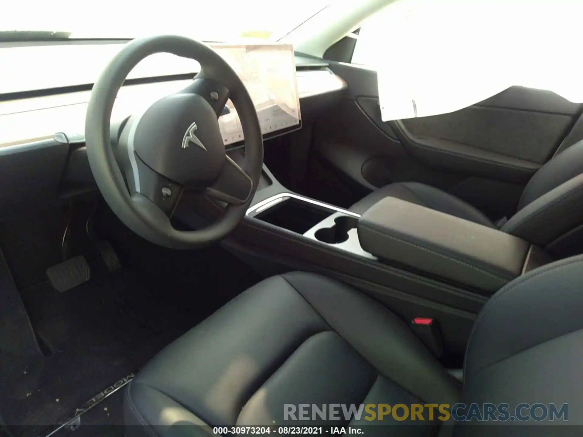 5 Photograph of a damaged car 5YJYGDEEXMF145354 TESLA MODEL Y 2021