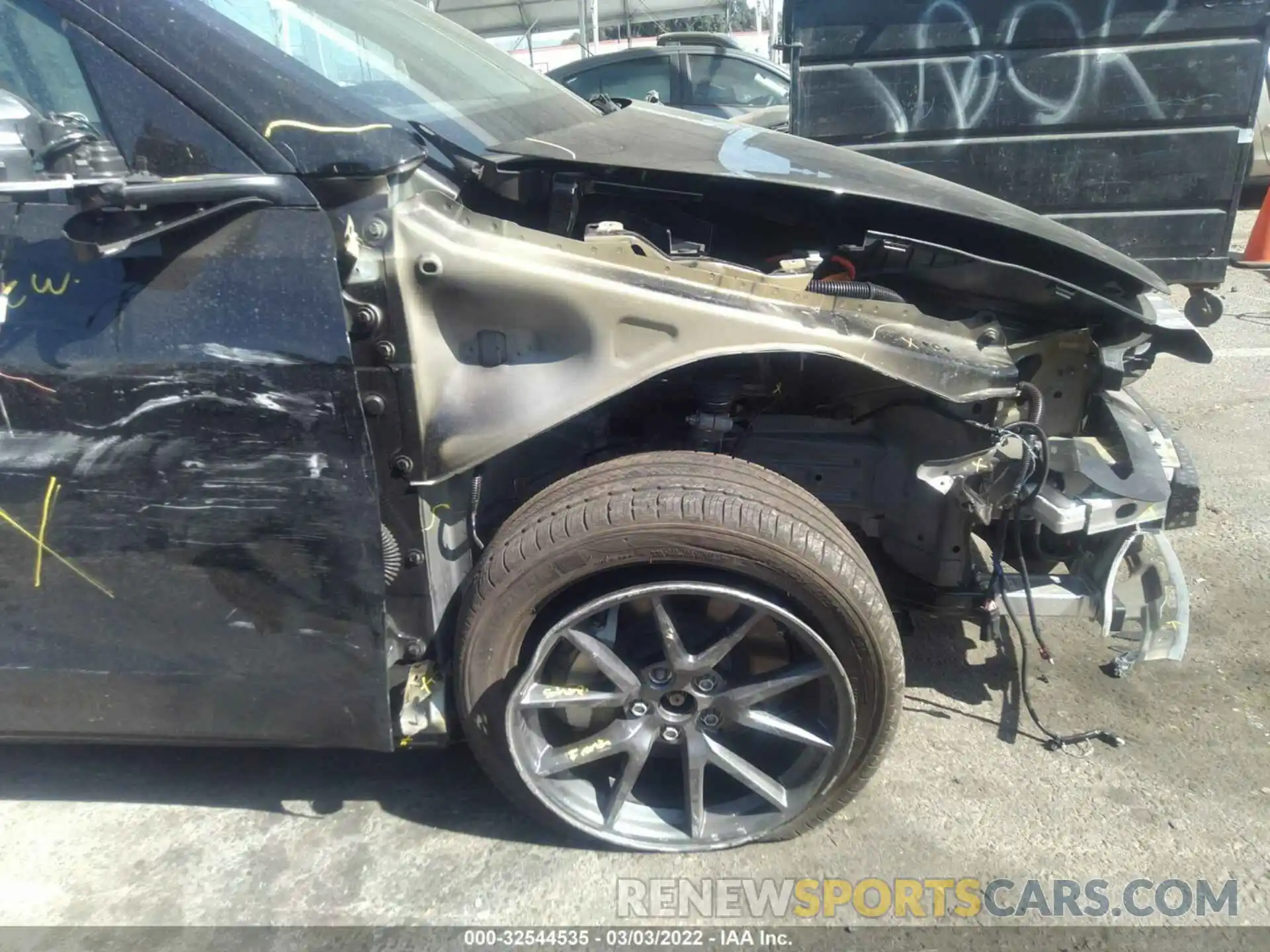 6 Photograph of a damaged car 5YJYGDEEXMF152515 TESLA MODEL Y 2021