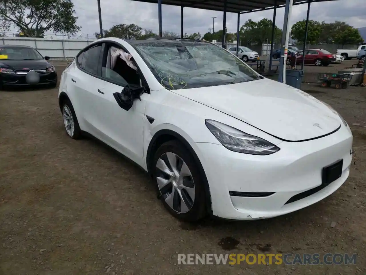 1 Photograph of a damaged car 5YJYGDEEXMF161568 TESLA MODEL Y 2021