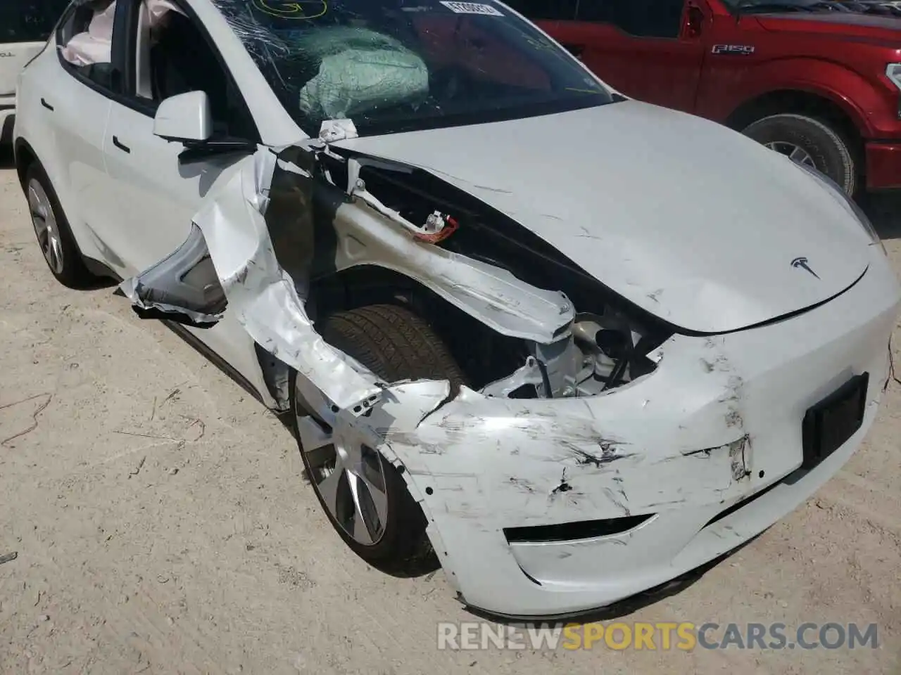 9 Photograph of a damaged car 5YJYGDEEXMF191430 TESLA MODEL Y 2021