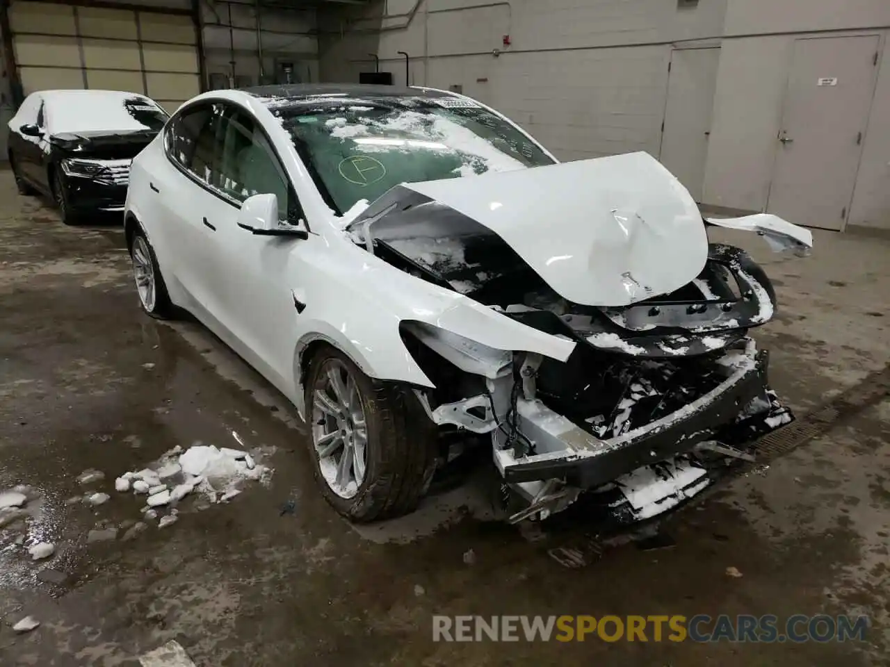 1 Photograph of a damaged car 5YJYGDEEXMF202717 TESLA MODEL Y 2021