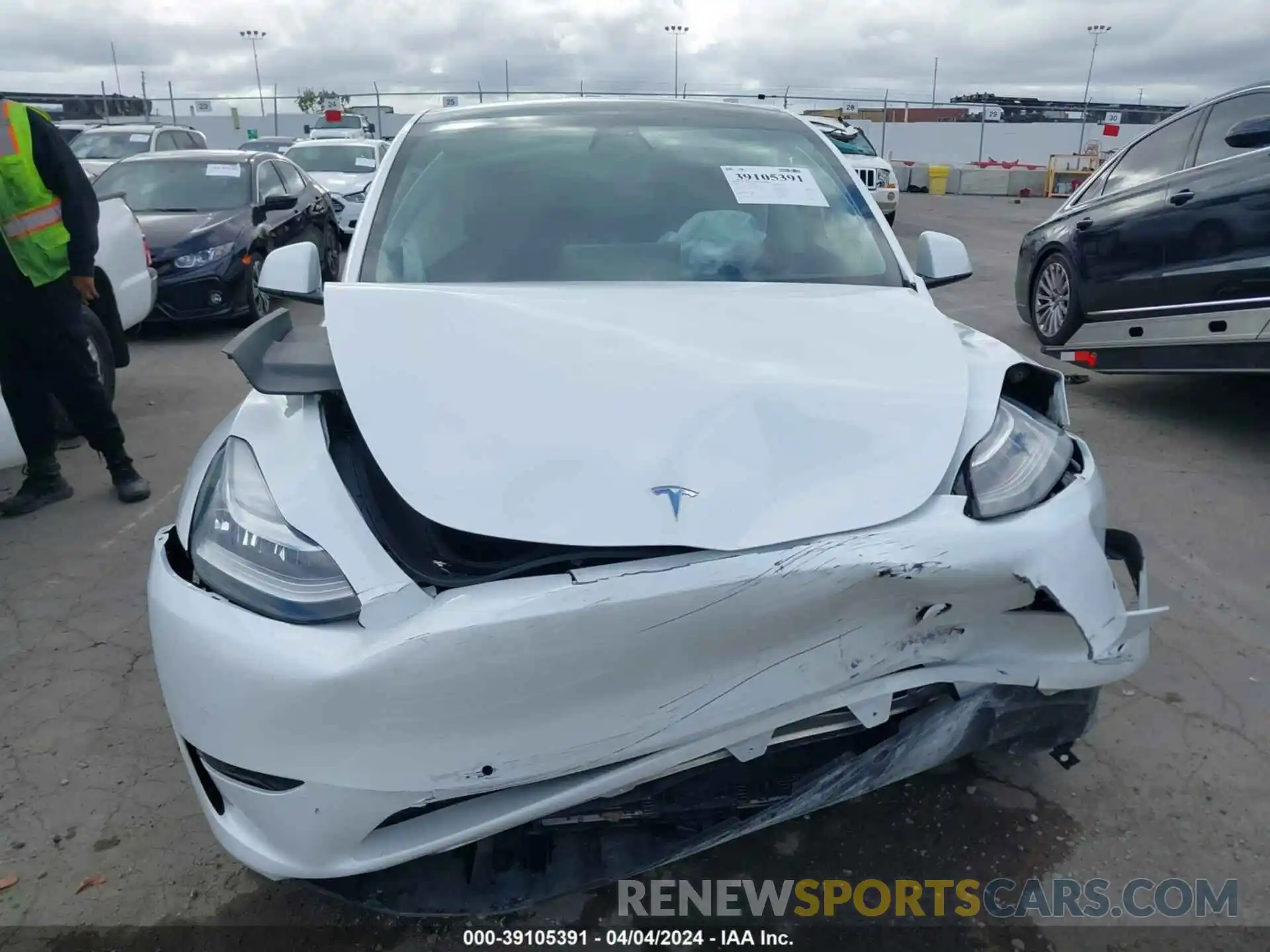 11 Photograph of a damaged car 5YJYGDEEXMF204144 TESLA MODEL Y 2021