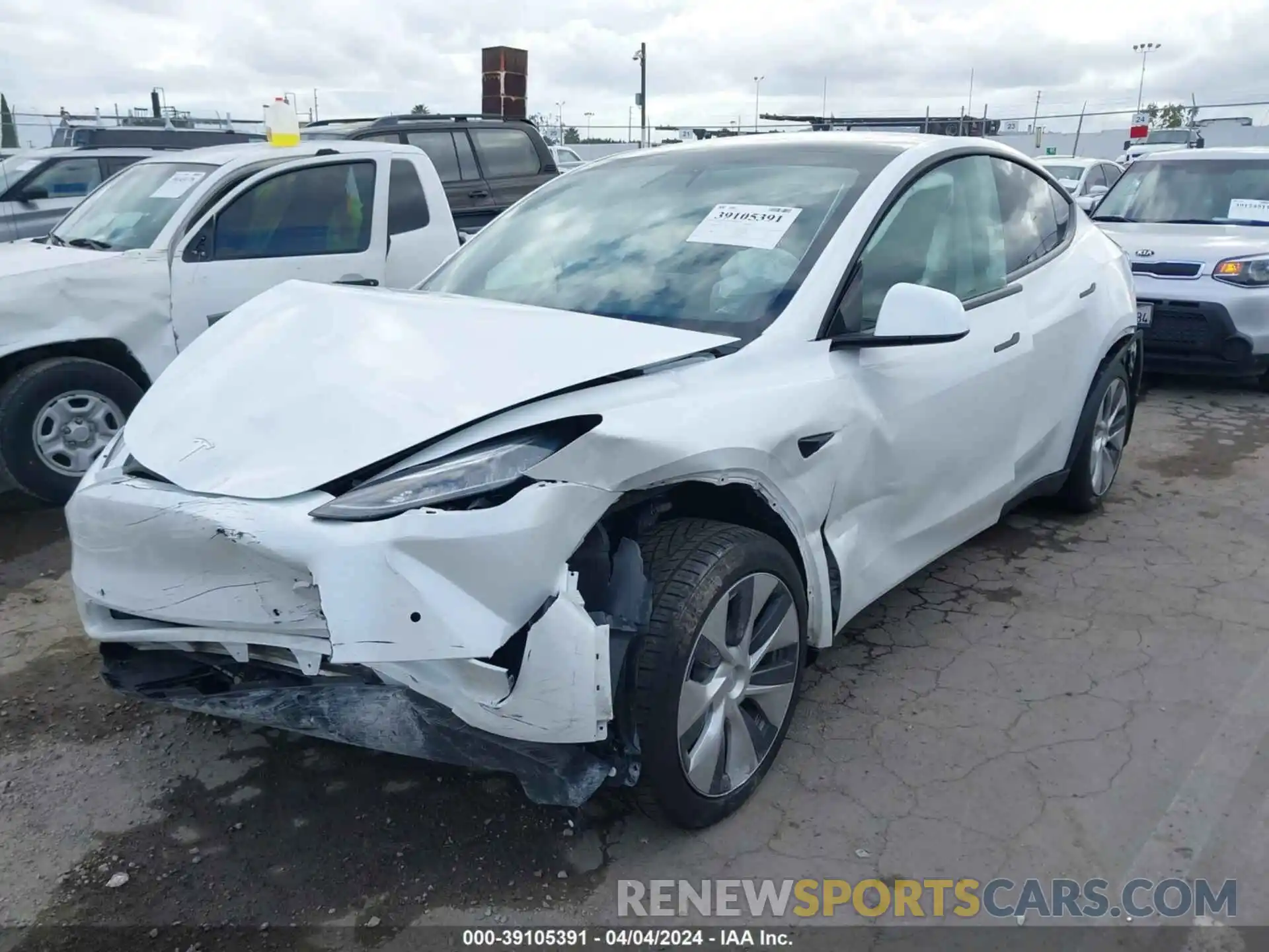 2 Photograph of a damaged car 5YJYGDEEXMF204144 TESLA MODEL Y 2021