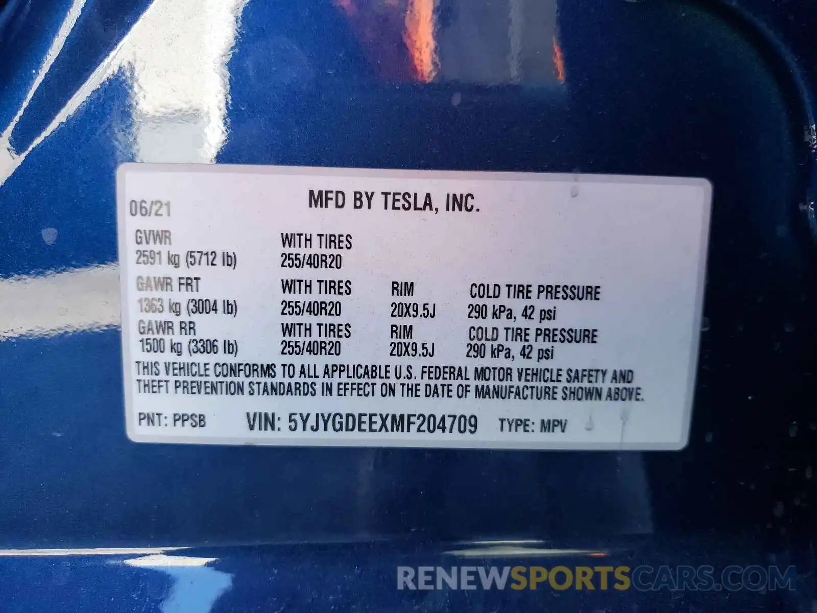 10 Photograph of a damaged car 5YJYGDEEXMF204709 TESLA MODEL Y 2021