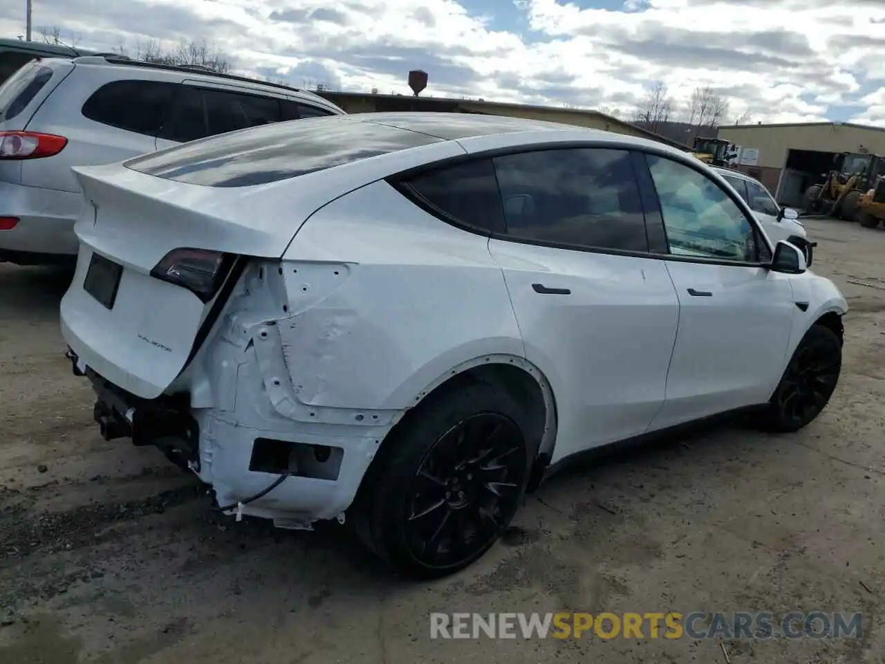 3 Photograph of a damaged car 5YJYGDEEXMF225107 TESLA MODEL Y 2021