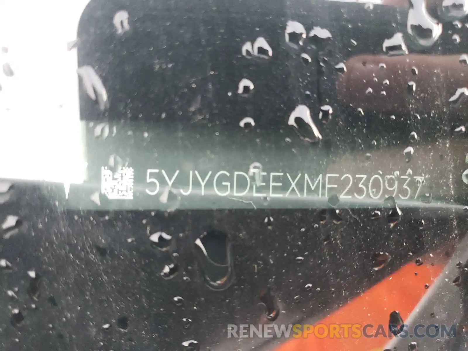 10 Photograph of a damaged car 5YJYGDEEXMF230937 TESLA MODEL Y 2021