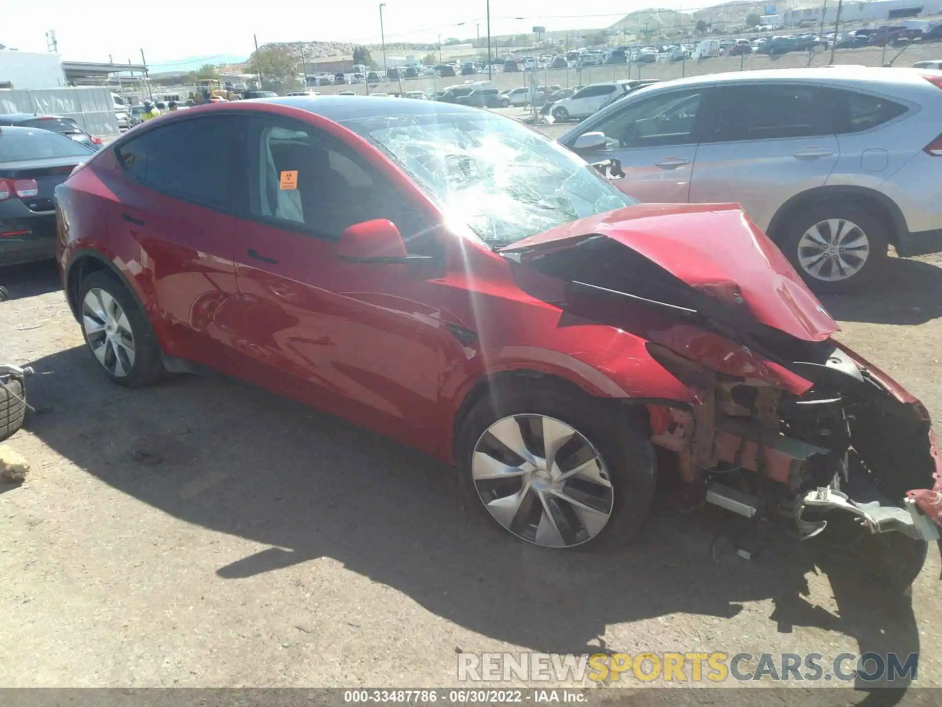 1 Photograph of a damaged car 5YJYGDEEXMF233840 TESLA MODEL Y 2021