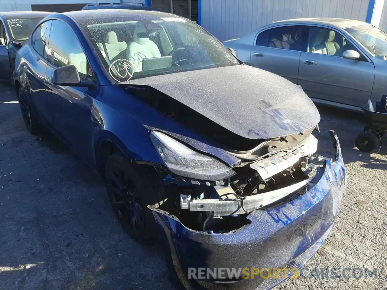 1 Photograph of a damaged car 5YJYGDEEXMF246247 TESLA MODEL Y 2021