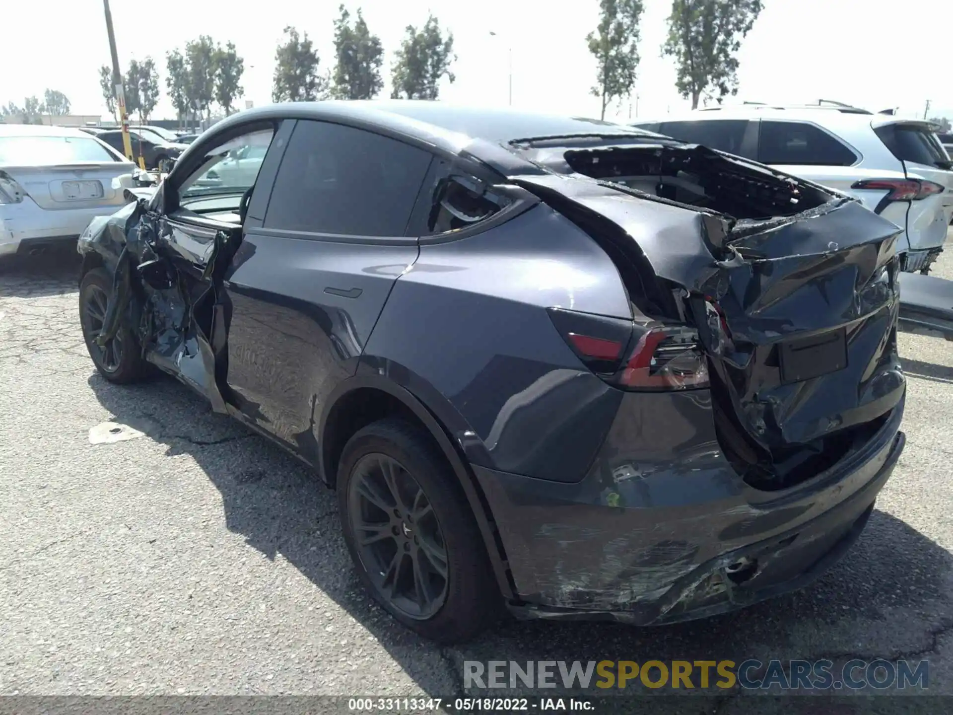 3 Photograph of a damaged car 5YJYGDEEXMF247947 TESLA MODEL Y 2021