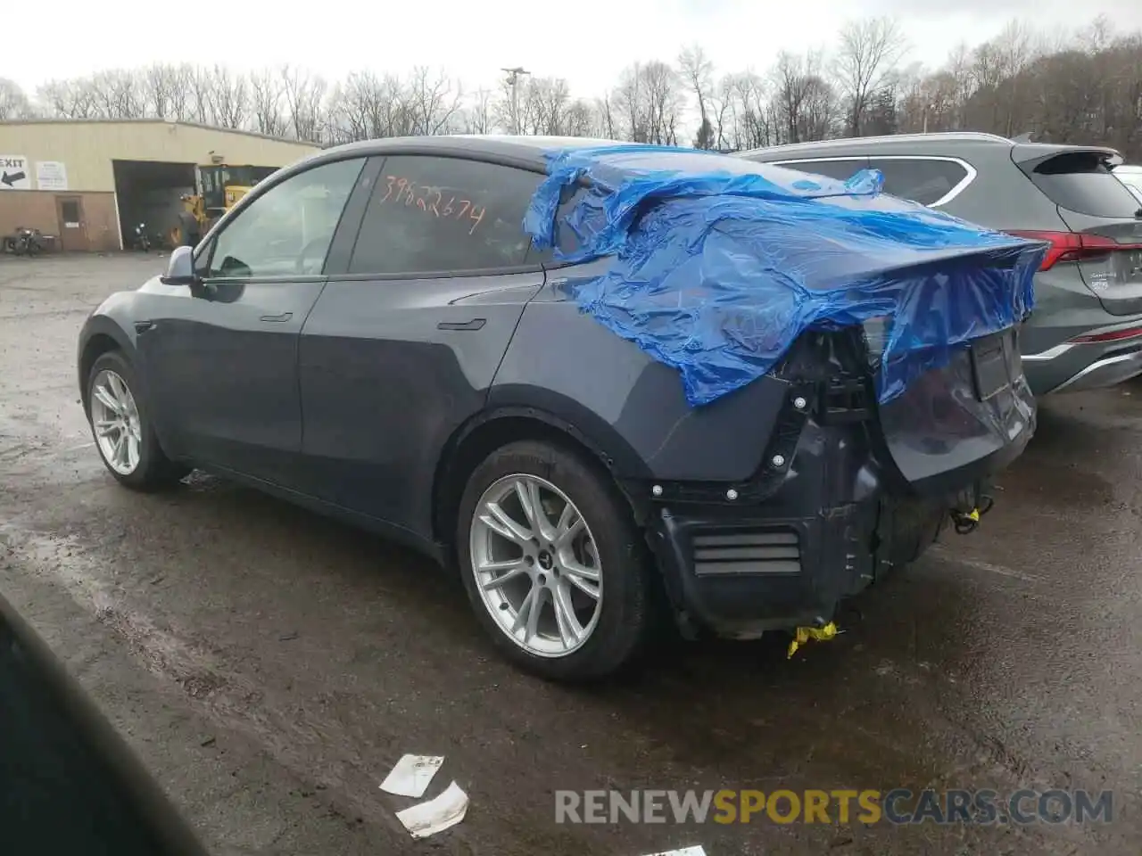 2 Photograph of a damaged car 5YJYGDEEXMF288286 TESLA MODEL Y 2021