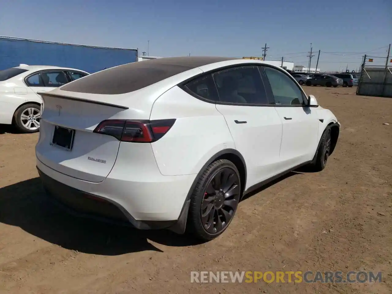 4 Photograph of a damaged car 5YJYGDEF0MF266872 TESLA MODEL Y 2021