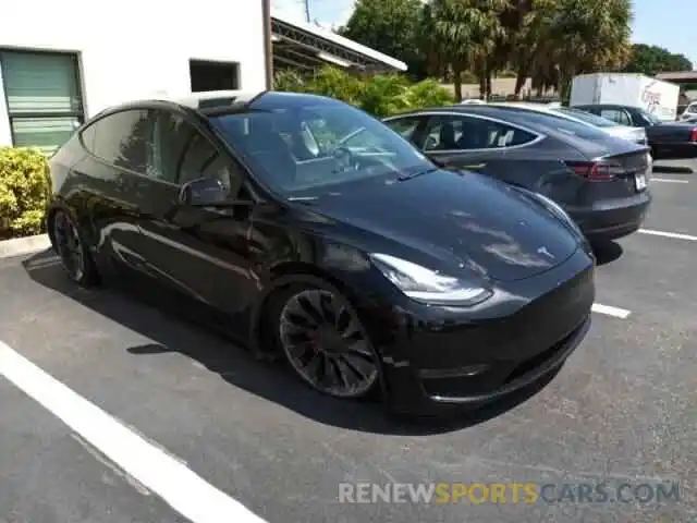 7 Photograph of a damaged car 5YJYGDEF1MF083979 TESLA MODEL Y 2021