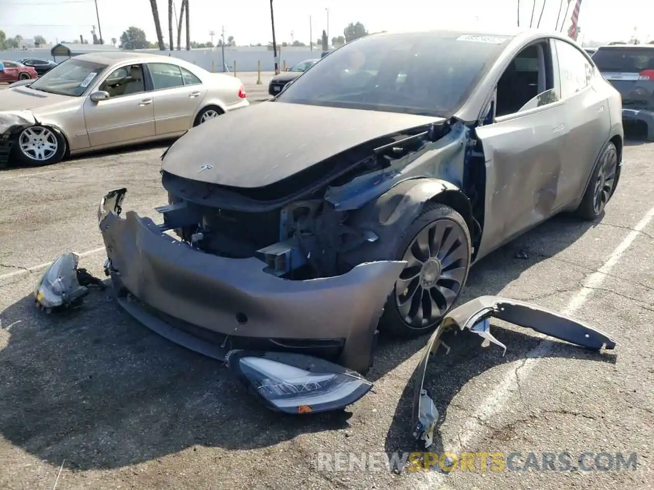 9 Photograph of a damaged car 5YJYGDEF1MF098031 TESLA MODEL Y 2021