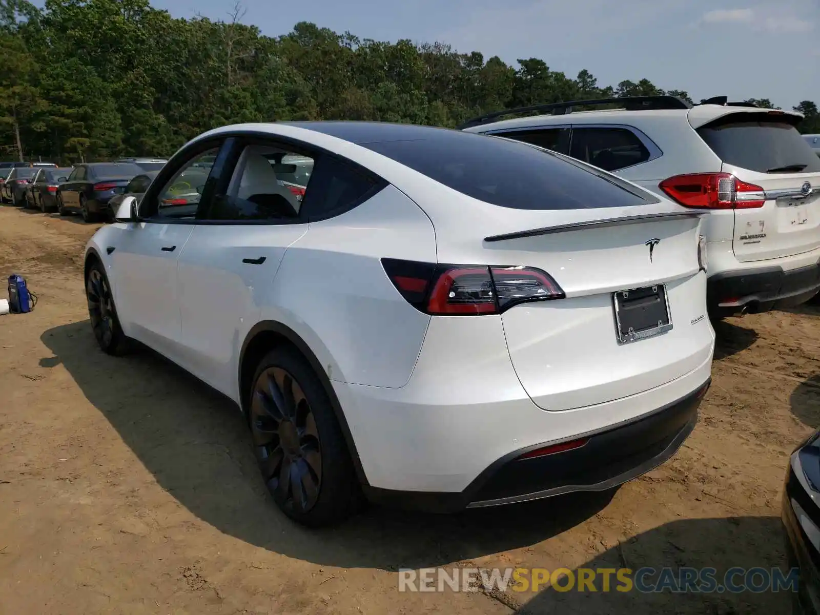 3 Photograph of a damaged car 5YJYGDEF1MF178610 TESLA MODEL Y 2021