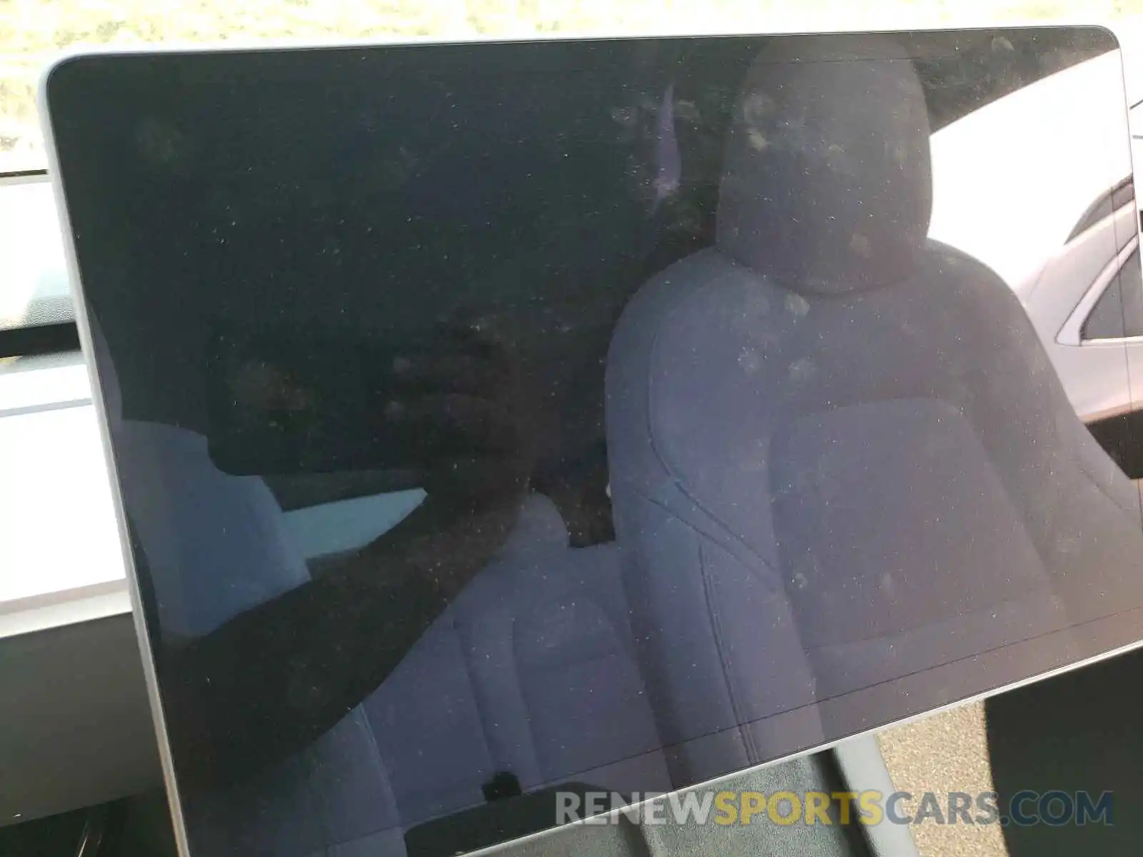 8 Photograph of a damaged car 5YJYGDEF1MF178610 TESLA MODEL Y 2021