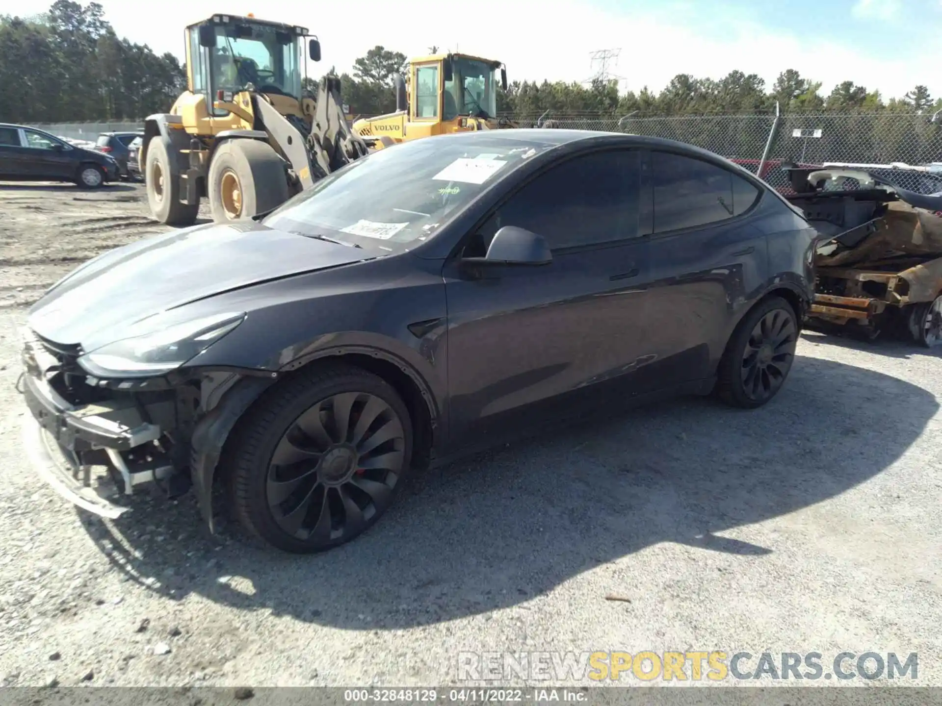 2 Photograph of a damaged car 5YJYGDEF1MF197500 TESLA MODEL Y 2021