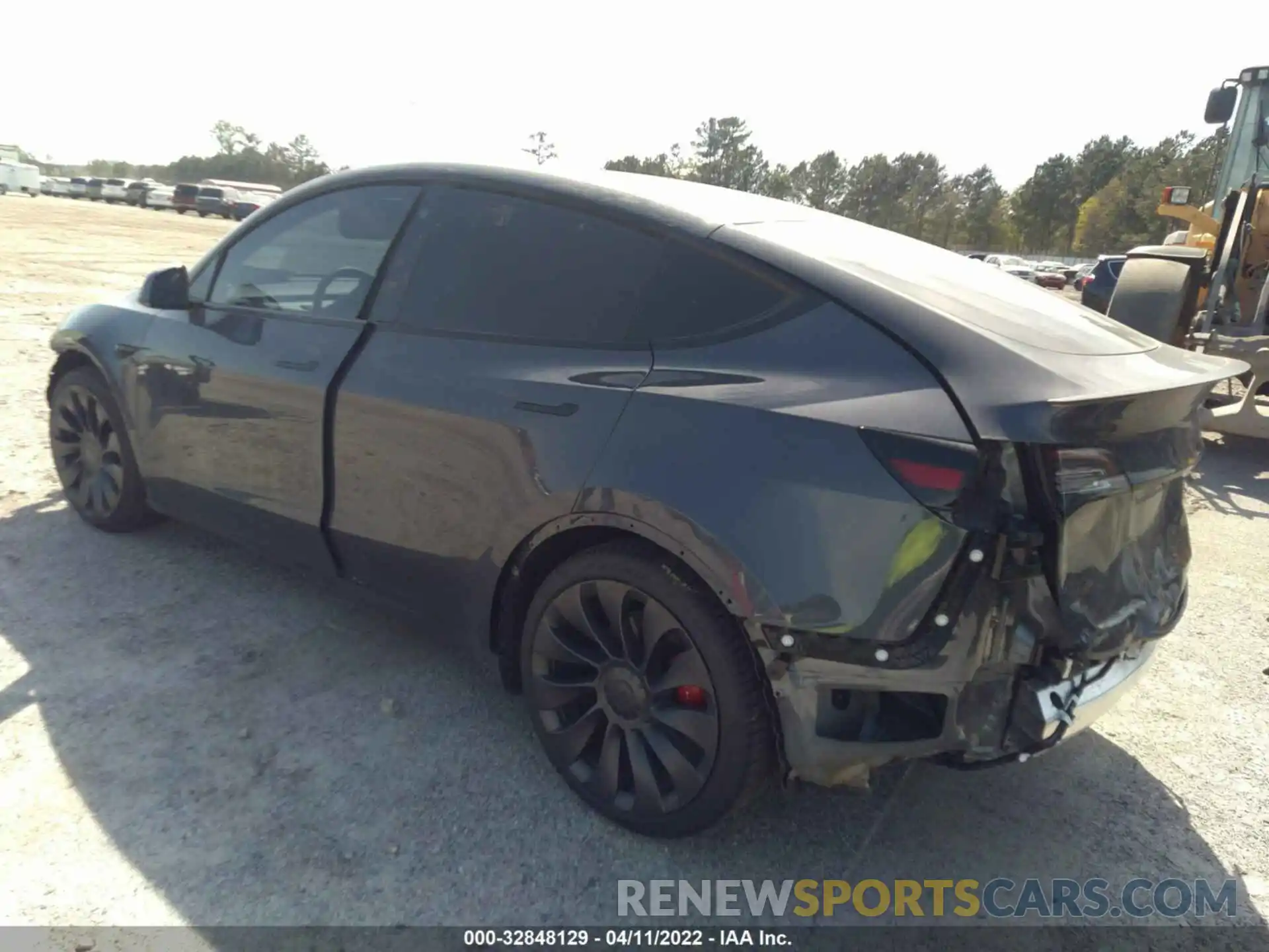 3 Photograph of a damaged car 5YJYGDEF1MF197500 TESLA MODEL Y 2021