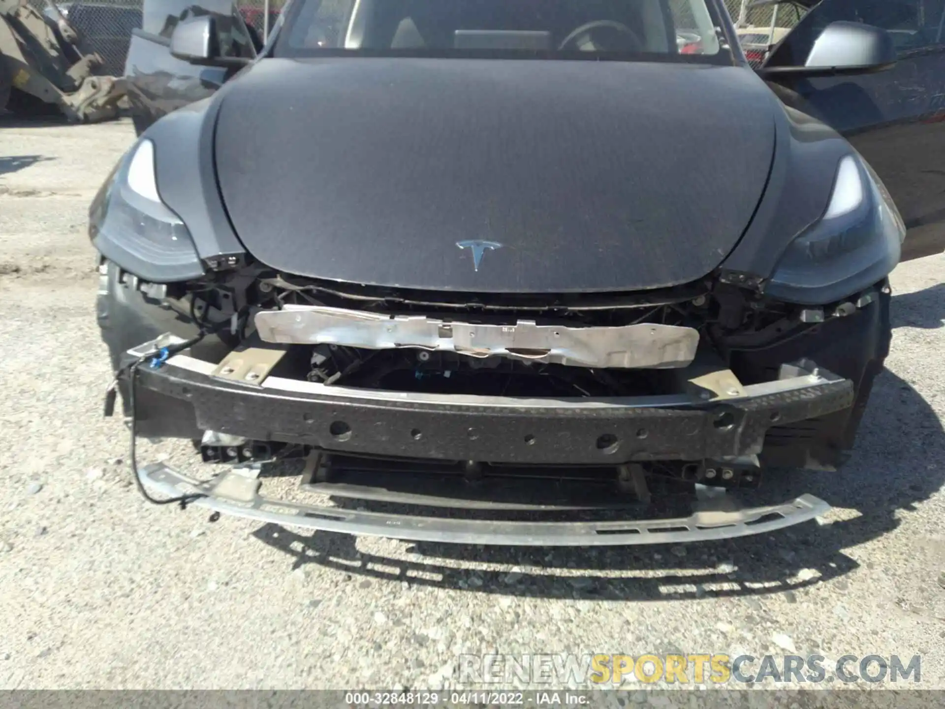 6 Photograph of a damaged car 5YJYGDEF1MF197500 TESLA MODEL Y 2021