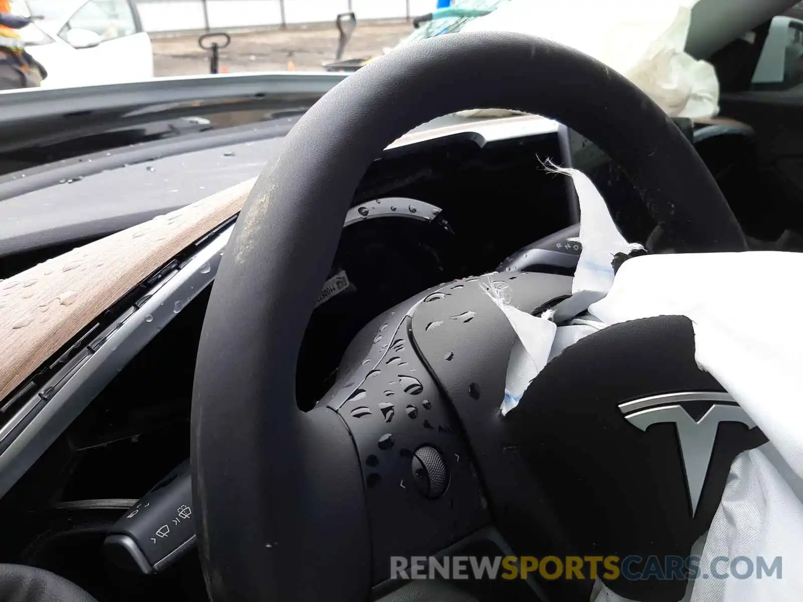 8 Photograph of a damaged car 5YJYGDEF1MF268890 TESLA MODEL Y 2021